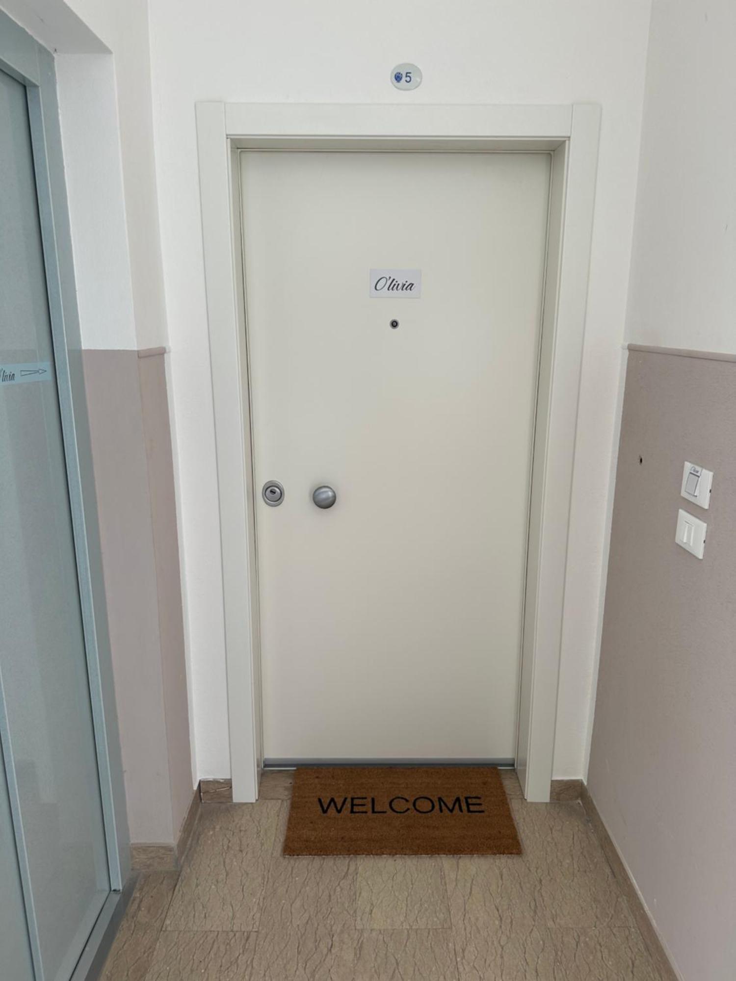 Olivia Rooms Sauna & Gym 弗利 外观 照片